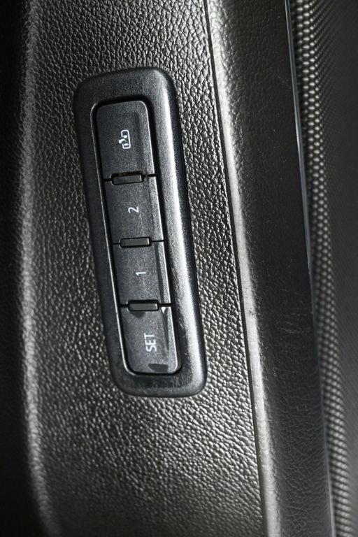 used 2019 GMC Yukon car, priced at $30,000