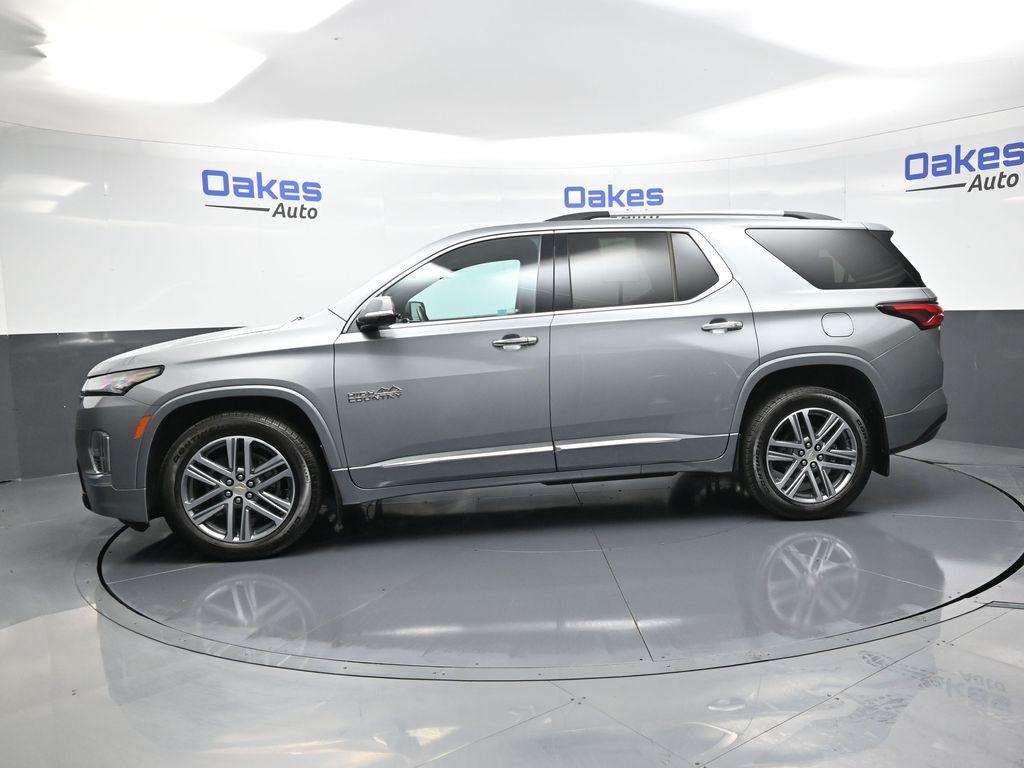 used 2023 Chevrolet Traverse car, priced at $41,000