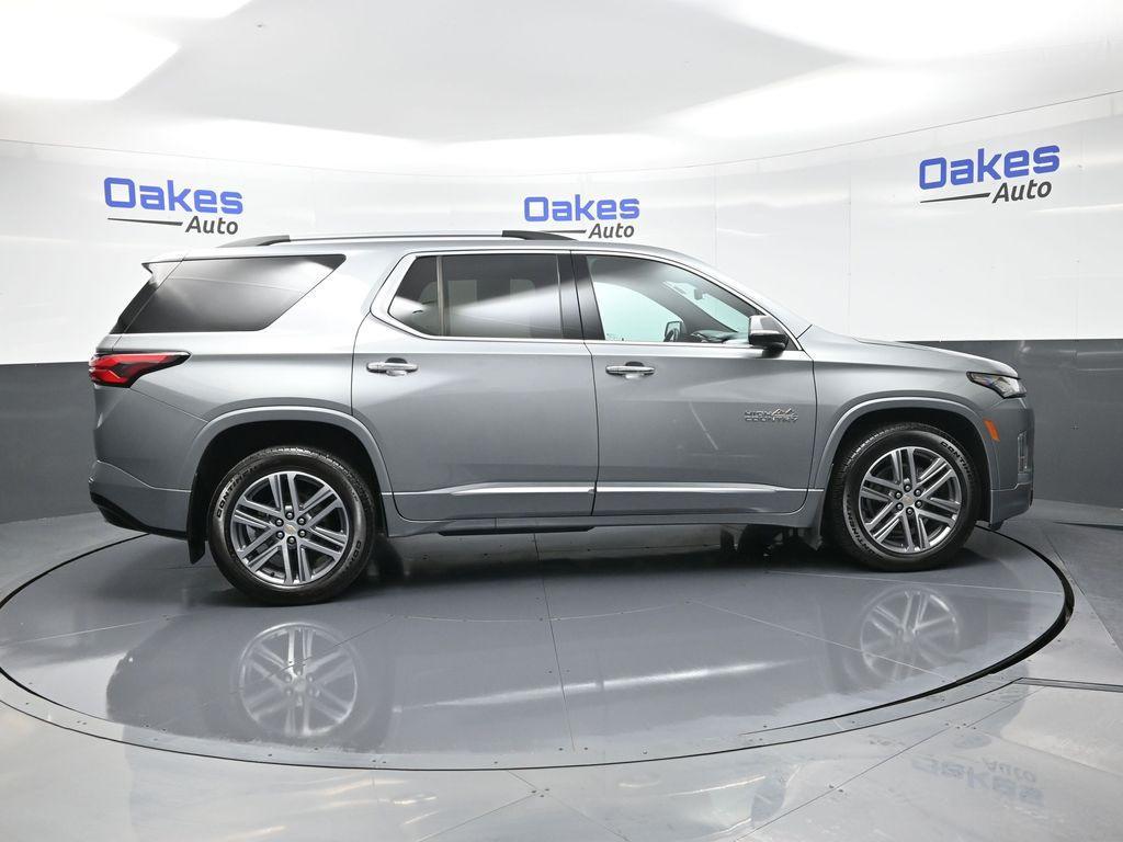 used 2023 Chevrolet Traverse car, priced at $41,000
