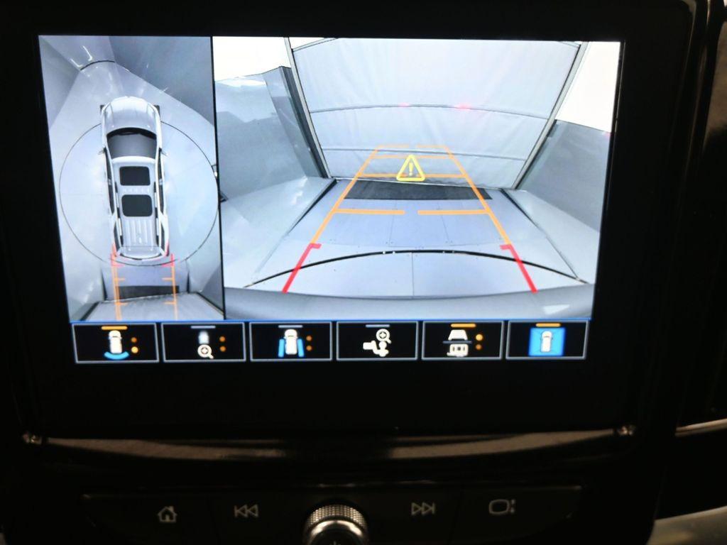 used 2023 Chevrolet Traverse car, priced at $41,000