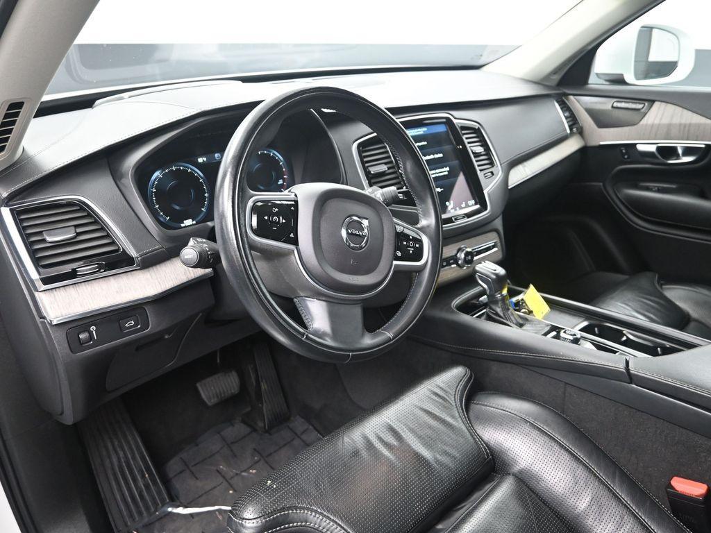 used 2022 Volvo XC90 car, priced at $47,500