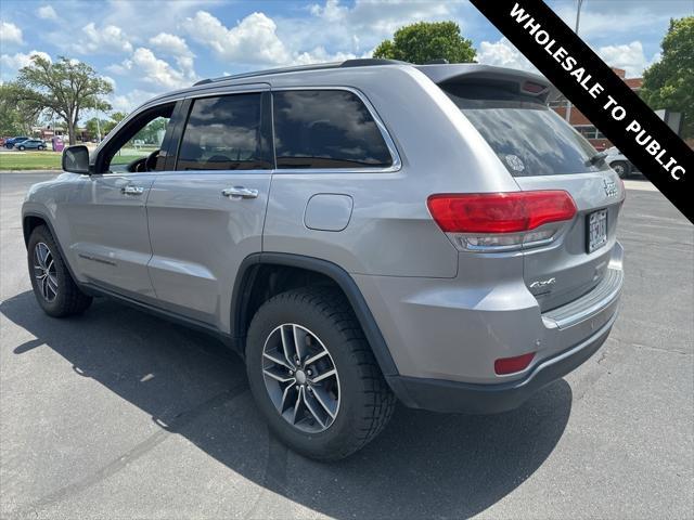 used 2017 Jeep Grand Cherokee car, priced at $14,000