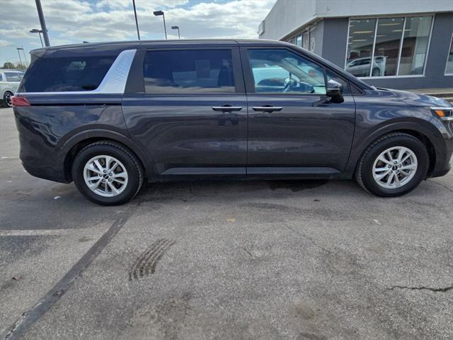 used 2022 Kia Carnival car, priced at $24,000