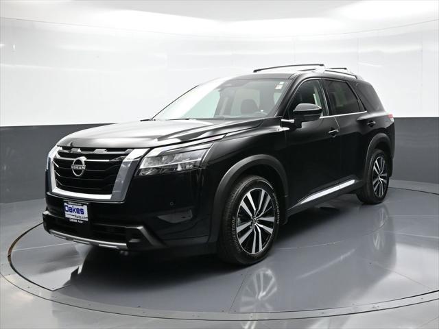 used 2024 Nissan Pathfinder car, priced at $43,500