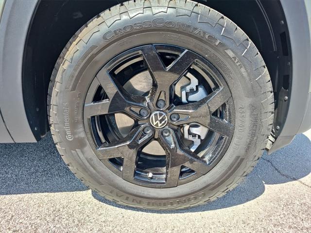used 2024 Volkswagen Atlas car, priced at $41,000