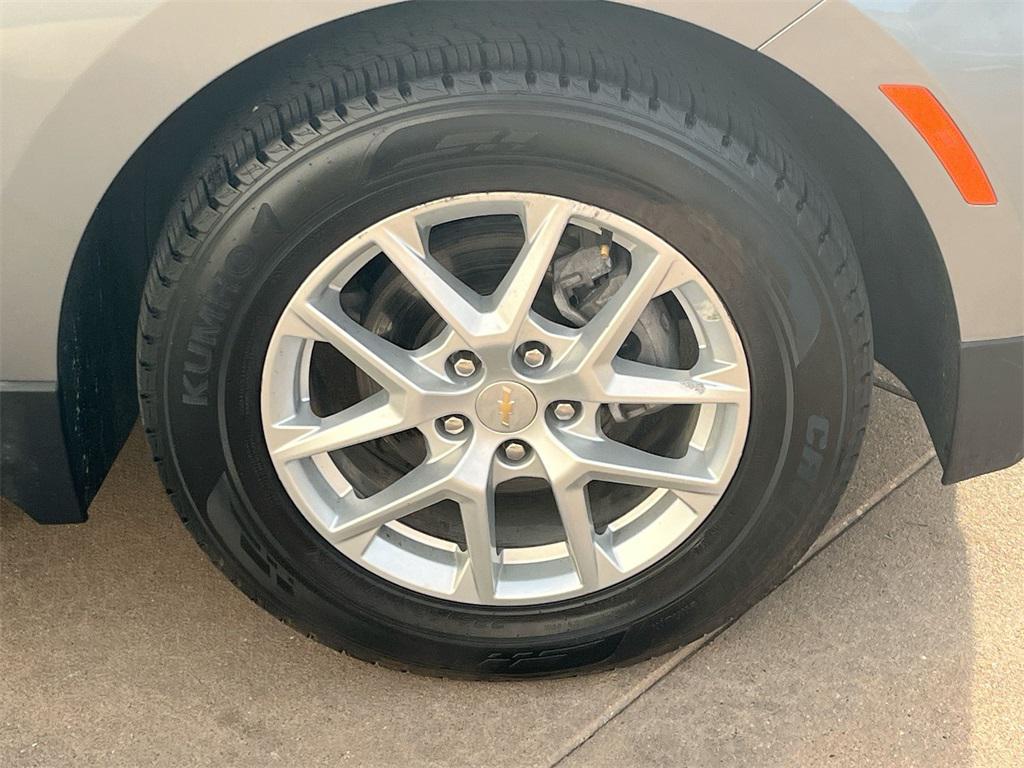 used 2024 Chevrolet Equinox car, priced at $24,000