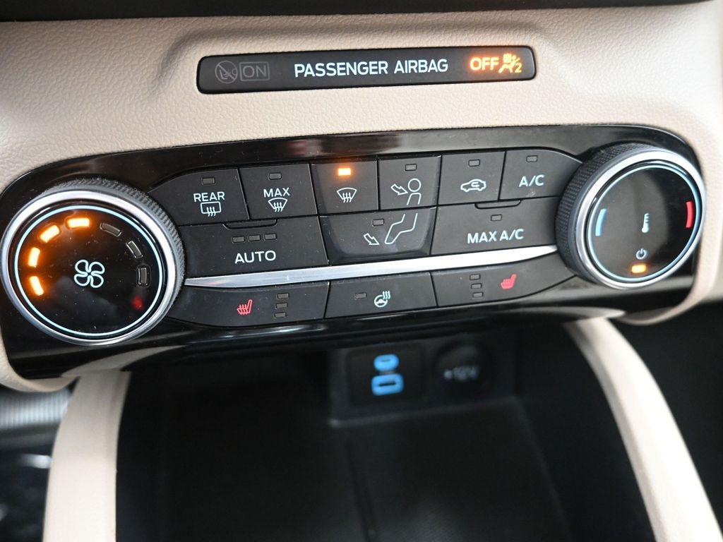 used 2022 Ford Escape car, priced at $19,000