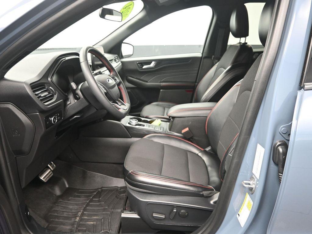 used 2024 Ford Escape car, priced at $27,500