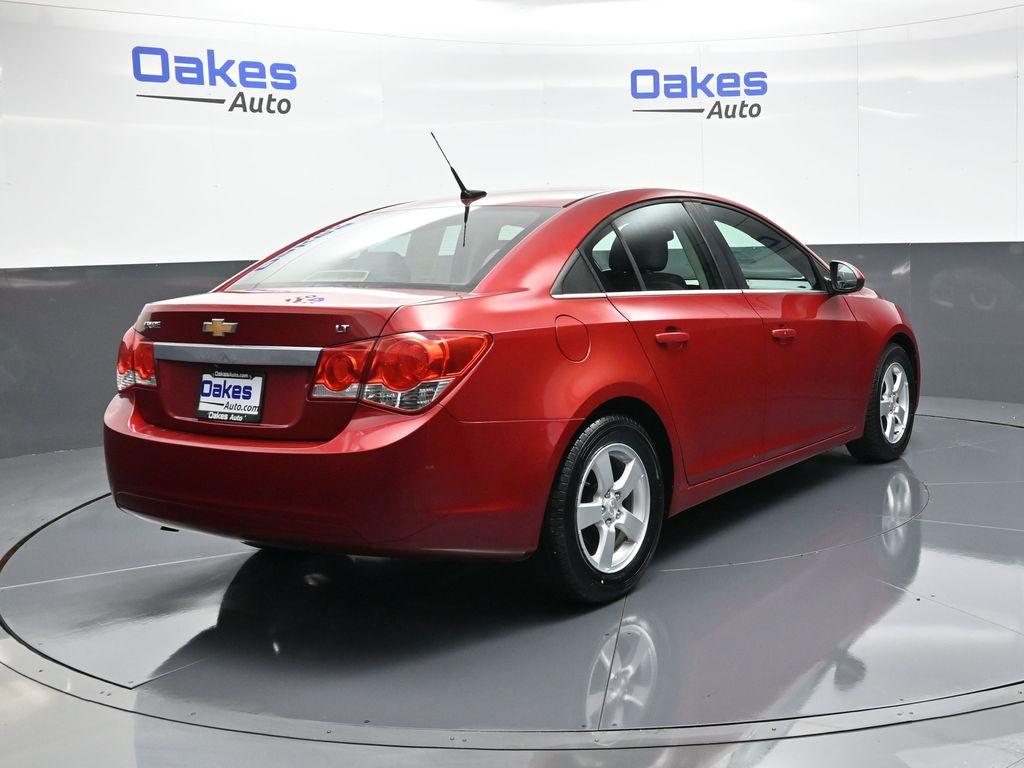 used 2014 Chevrolet Cruze car, priced at $9,000
