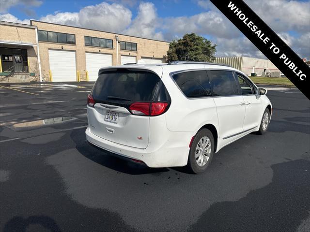 used 2018 Chrysler Pacifica car, priced at $16,000