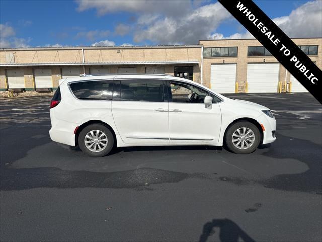 used 2018 Chrysler Pacifica car, priced at $16,000