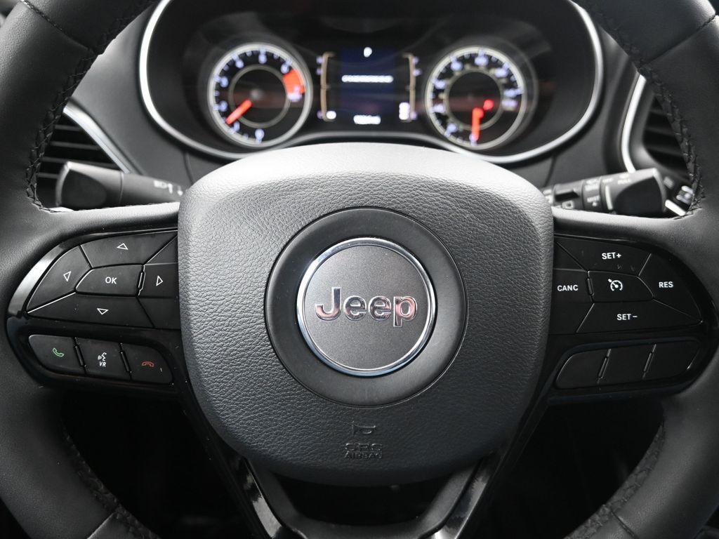 used 2021 Jeep Cherokee car, priced at $16,500