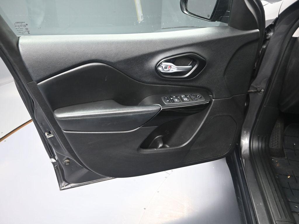 used 2021 Jeep Cherokee car, priced at $16,500