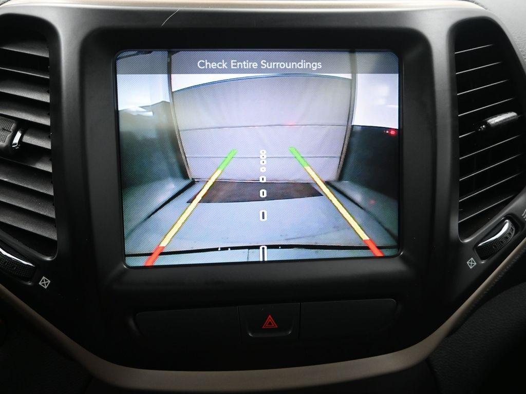 used 2015 Jeep Cherokee car, priced at $12,500