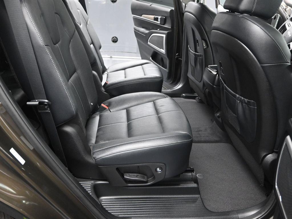 used 2022 Kia Telluride car, priced at $34,000