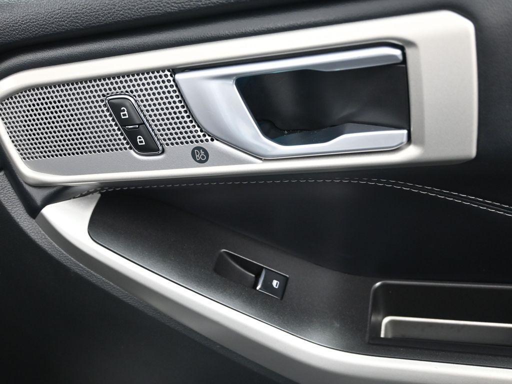 used 2023 Ford Explorer car, priced at $31,000