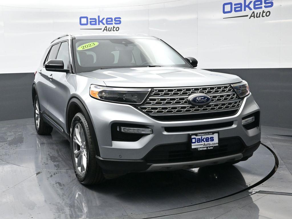 used 2023 Ford Explorer car, priced at $31,000