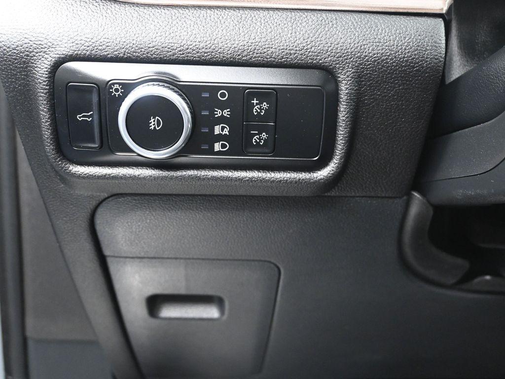 used 2023 Ford Explorer car, priced at $31,000