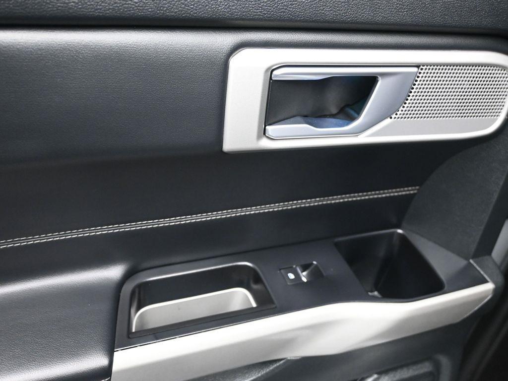 used 2023 Ford Explorer car, priced at $31,000