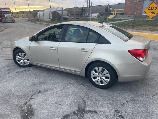 used 2013 Chevrolet Cruze car, priced at $8,000