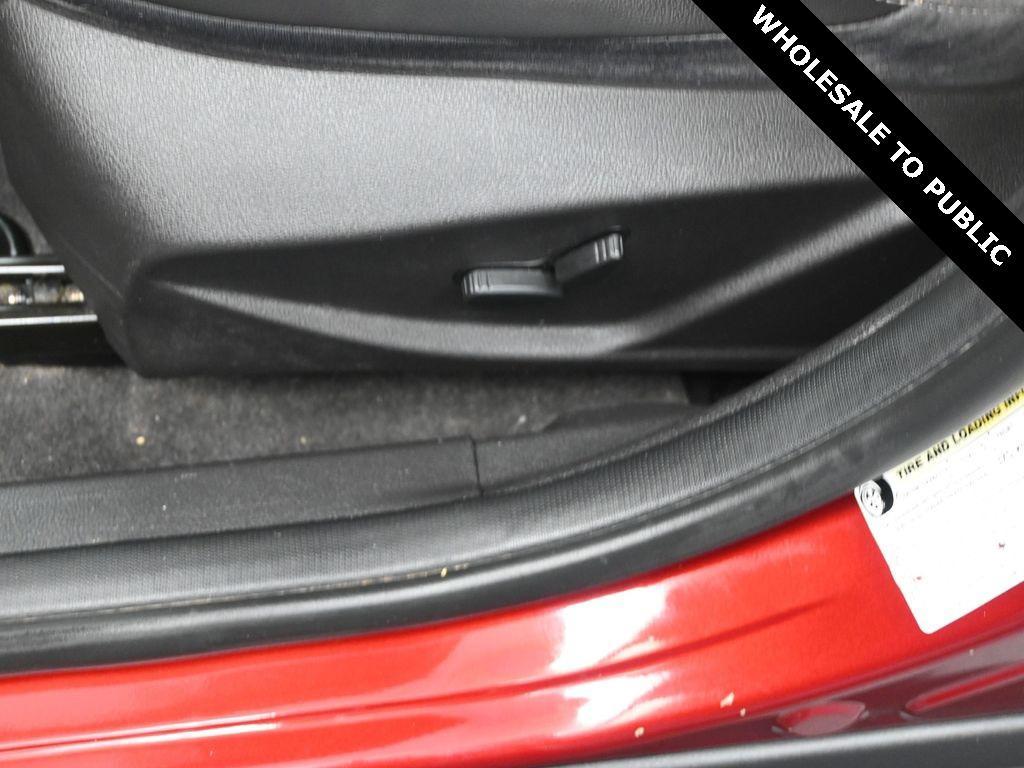 used 2013 Ford Focus car, priced at $6,000