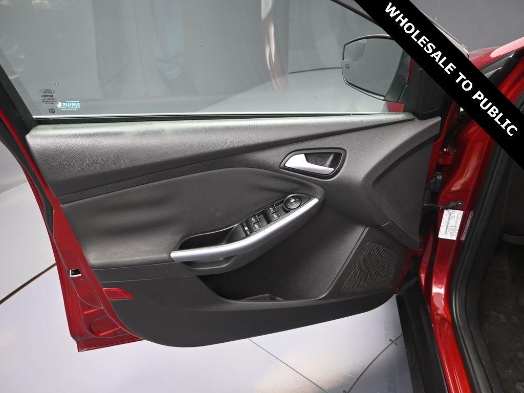 used 2013 Ford Focus car, priced at $6,000