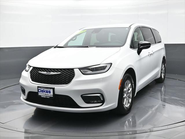 used 2025 Chrysler Pacifica car, priced at $38,000