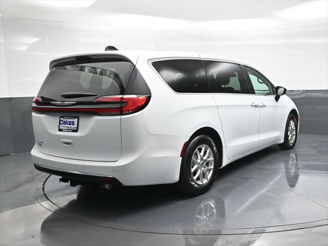 used 2025 Chrysler Pacifica car, priced at $38,000