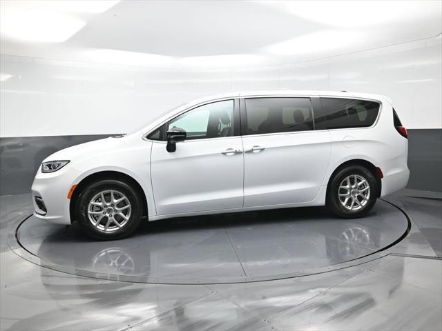 used 2025 Chrysler Pacifica car, priced at $38,000