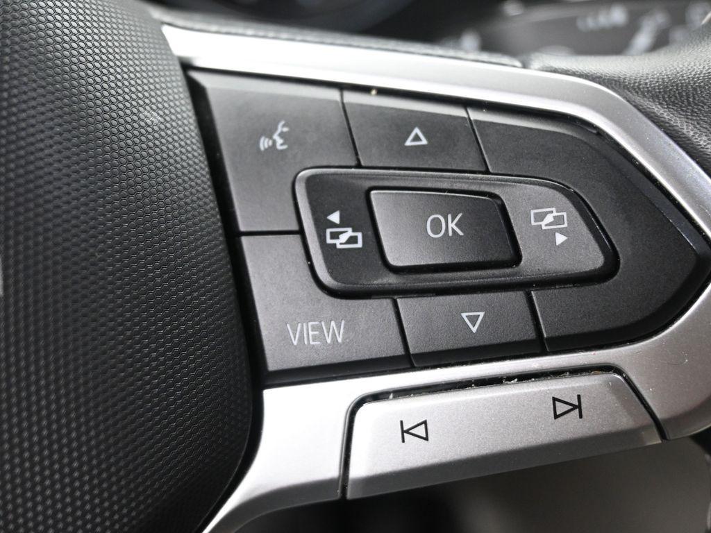 used 2021 Volkswagen Atlas car, priced at $18,500