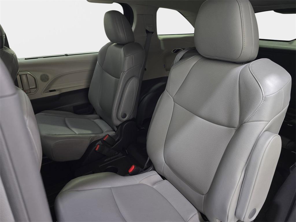 used 2023 Toyota Sienna car, priced at $39,515