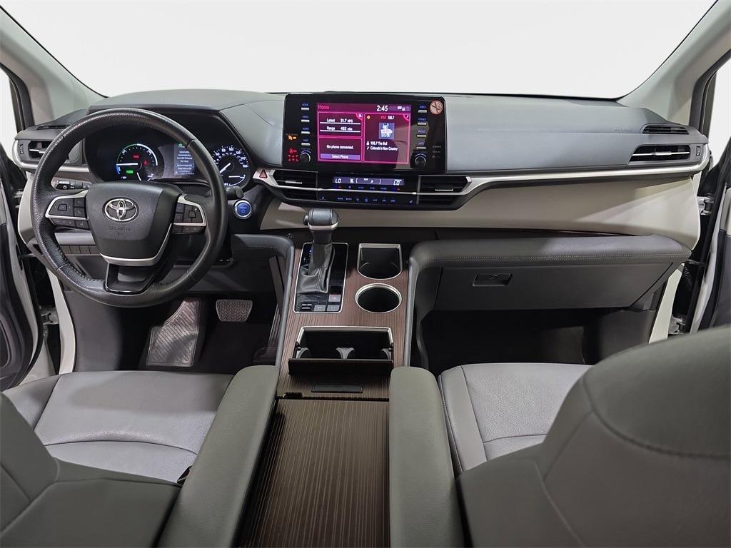 used 2023 Toyota Sienna car, priced at $39,515
