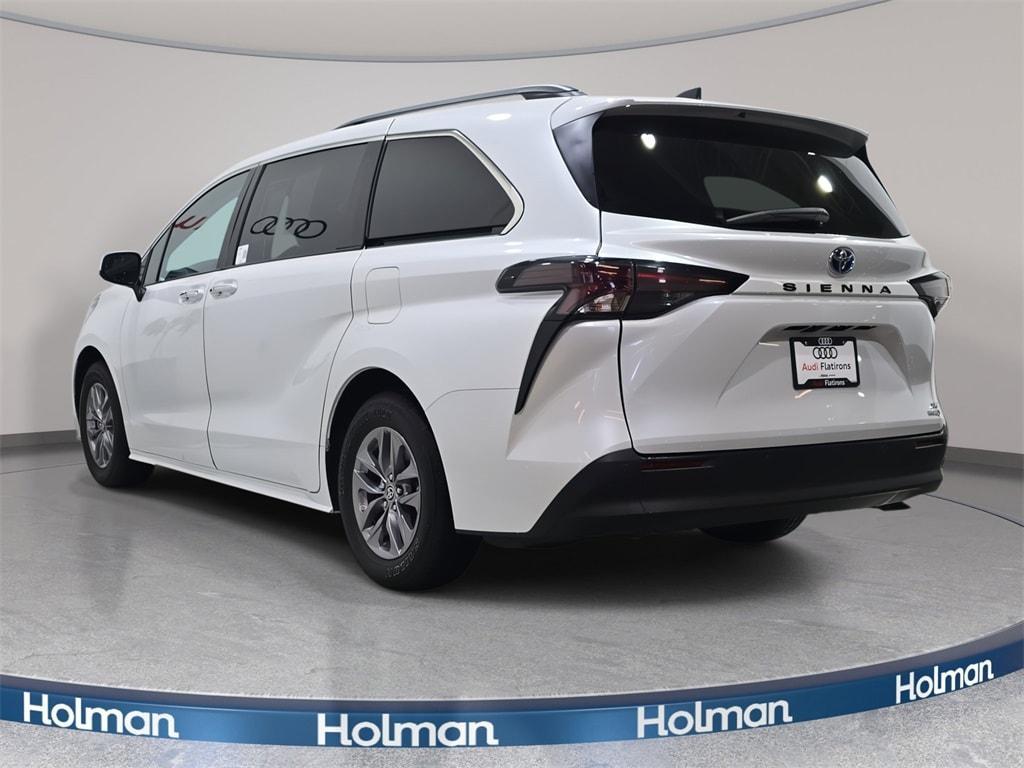 used 2023 Toyota Sienna car, priced at $39,515