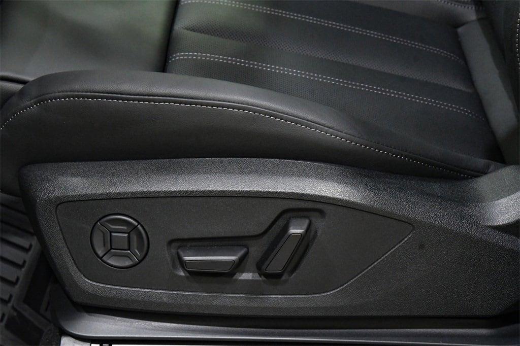 new 2025 Audi Q6 e-tron car, priced at $78,360