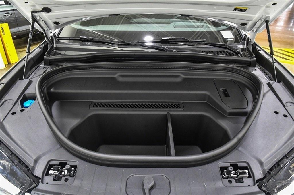 new 2025 Audi Q6 e-tron car, priced at $74,145