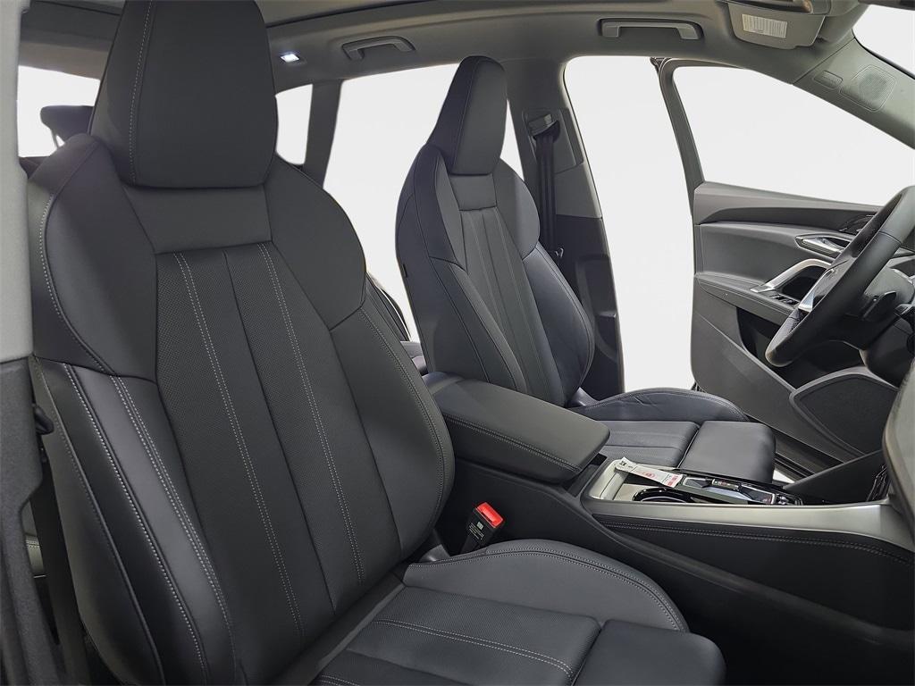 new 2025 Audi Q5 car, priced at $64,945