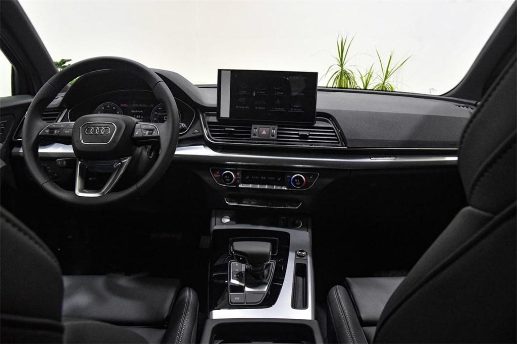 new 2025 Audi Q5 car, priced at $54,020