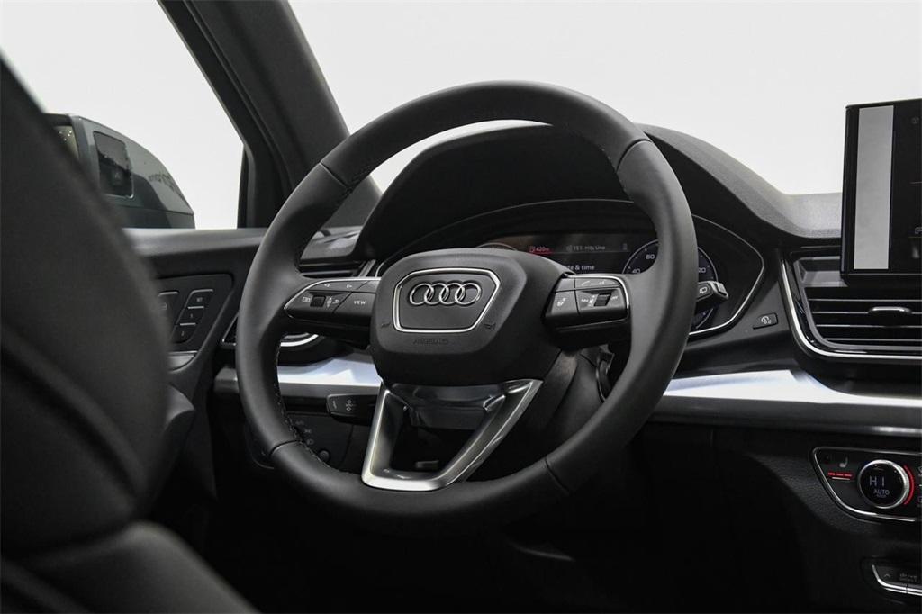 new 2025 Audi Q5 car, priced at $54,020