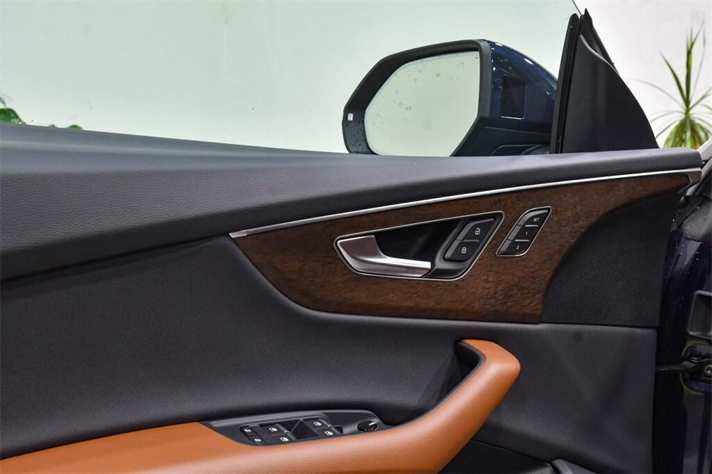 new 2025 Audi Q8 car, priced at $82,310