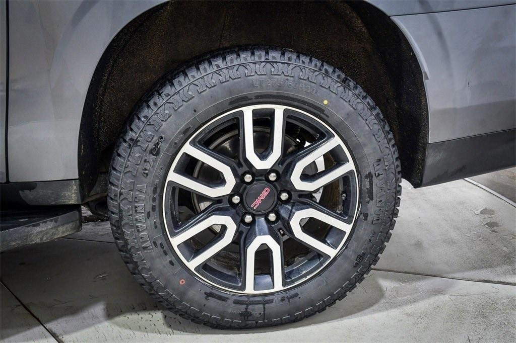 used 2022 GMC Yukon XL car, priced at $60,425
