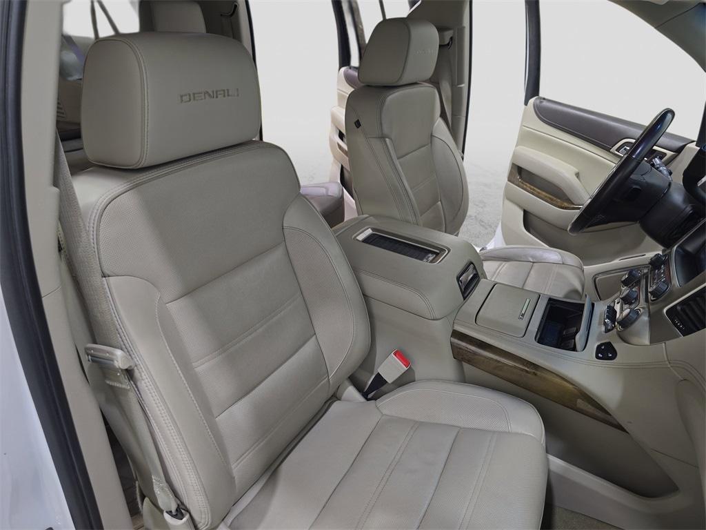 used 2016 GMC Yukon XL car, priced at $24,999