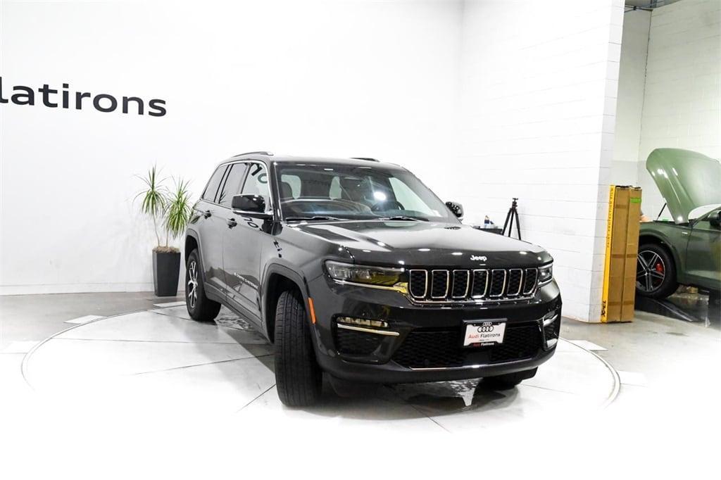 used 2024 Jeep Grand Cherokee car, priced at $44,995