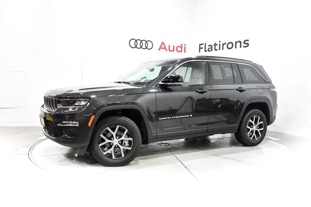 used 2024 Jeep Grand Cherokee car, priced at $44,995