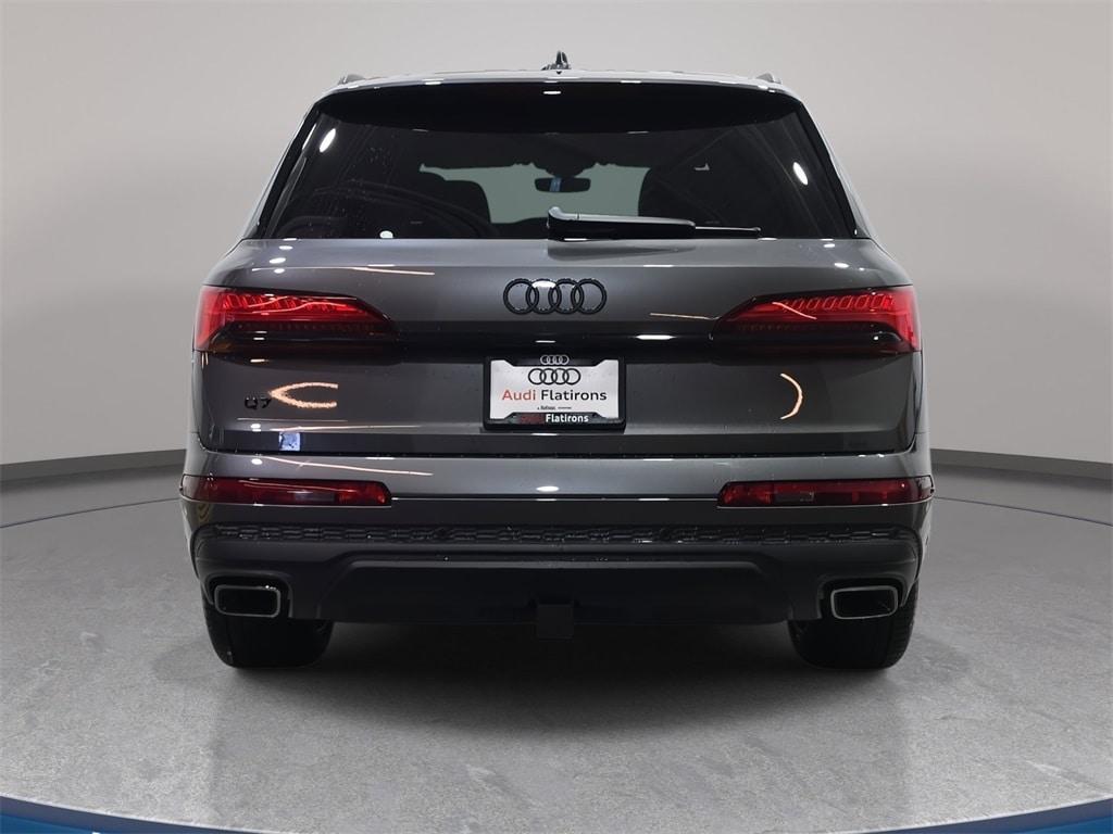 new 2025 Audi Q7 car, priced at $78,615