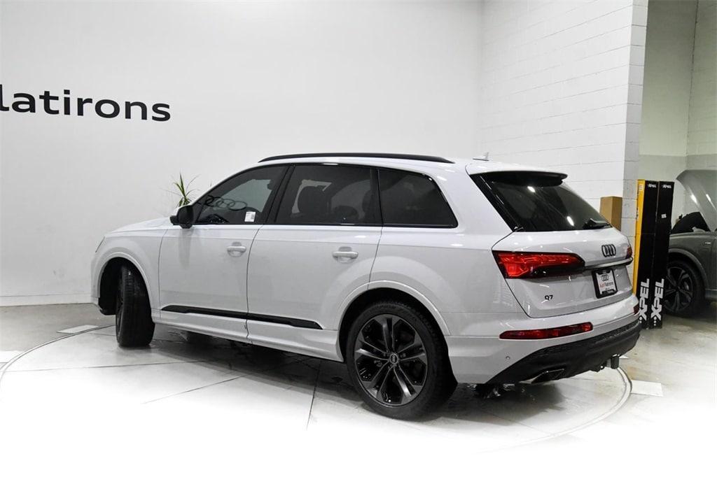 new 2025 Audi Q7 car