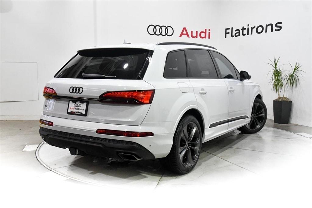 new 2025 Audi Q7 car