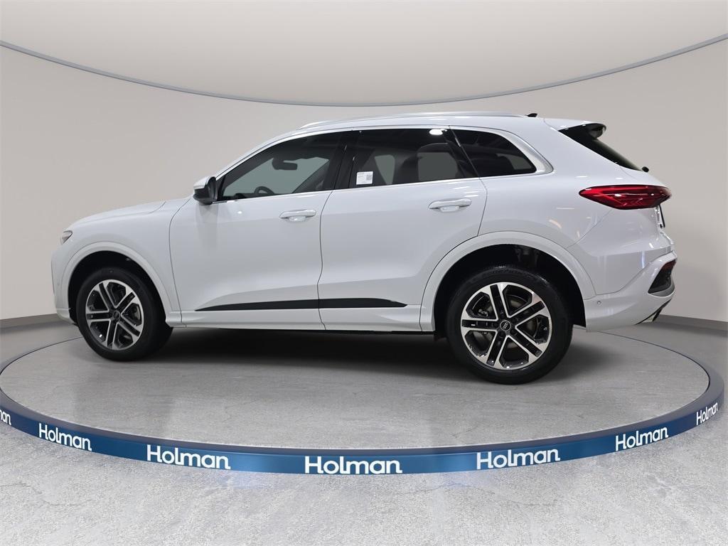 new 2025 Audi Q5 car, priced at $60,870