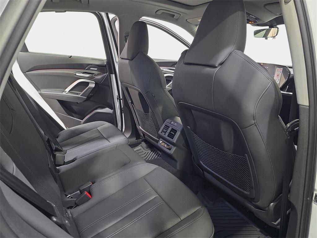 new 2025 Audi Q5 car, priced at $60,870