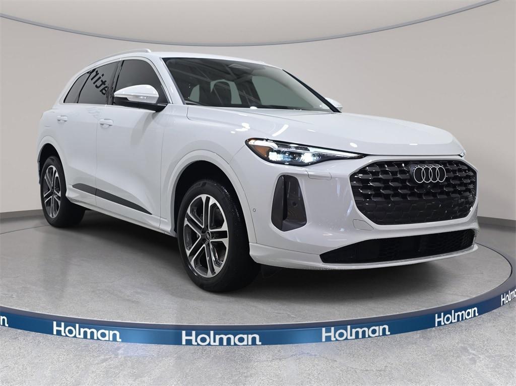 new 2025 Audi Q5 car, priced at $60,870