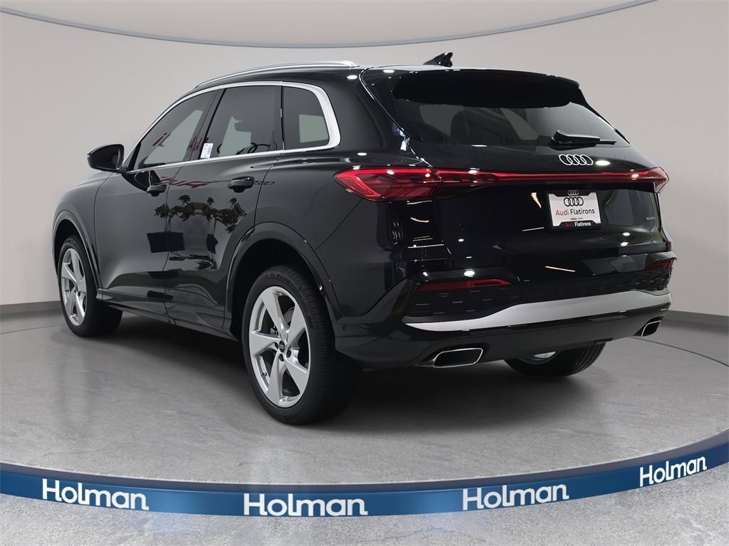 new 2025 Audi Q5 car, priced at $61,035